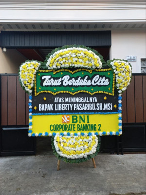 Papan Bunga Duka di Nelayan Indah