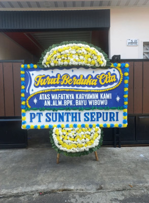 Papan Bunga Duka di Nelayan Indah